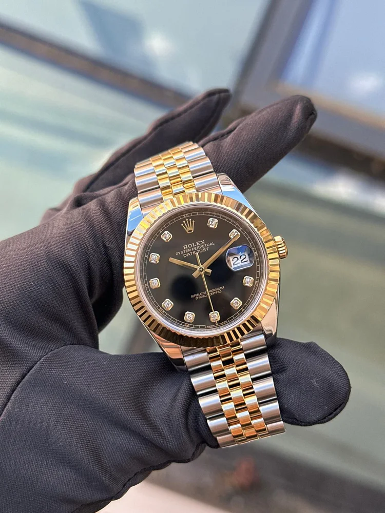 Rolex Datejust 41 Black Dial Diamonds Full Set